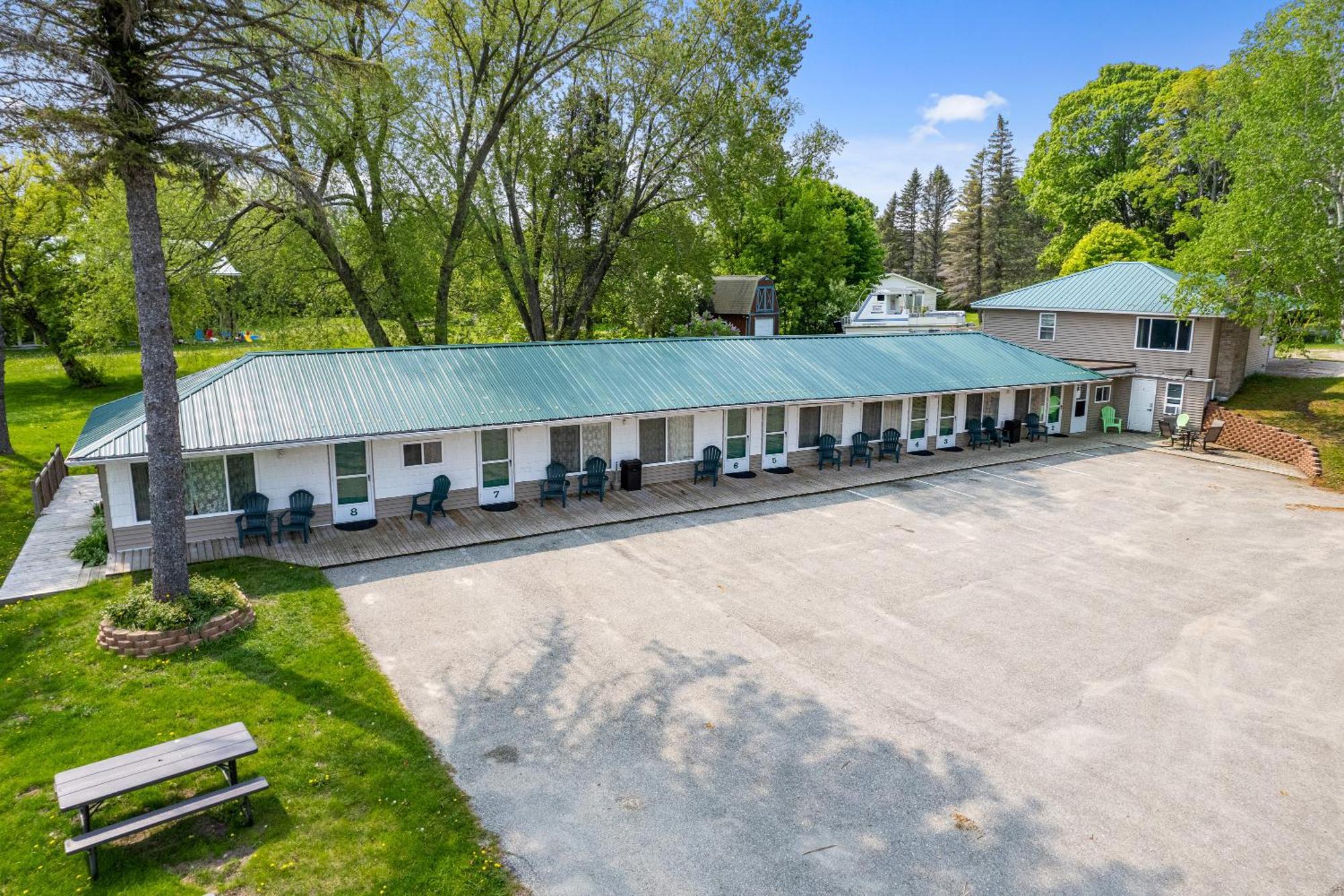 South Arm Retreats East Jordan Exterior foto
